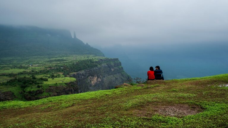 5-heavenly-best-places-to-visit-in-india-in-monsoon-india-travelpedia