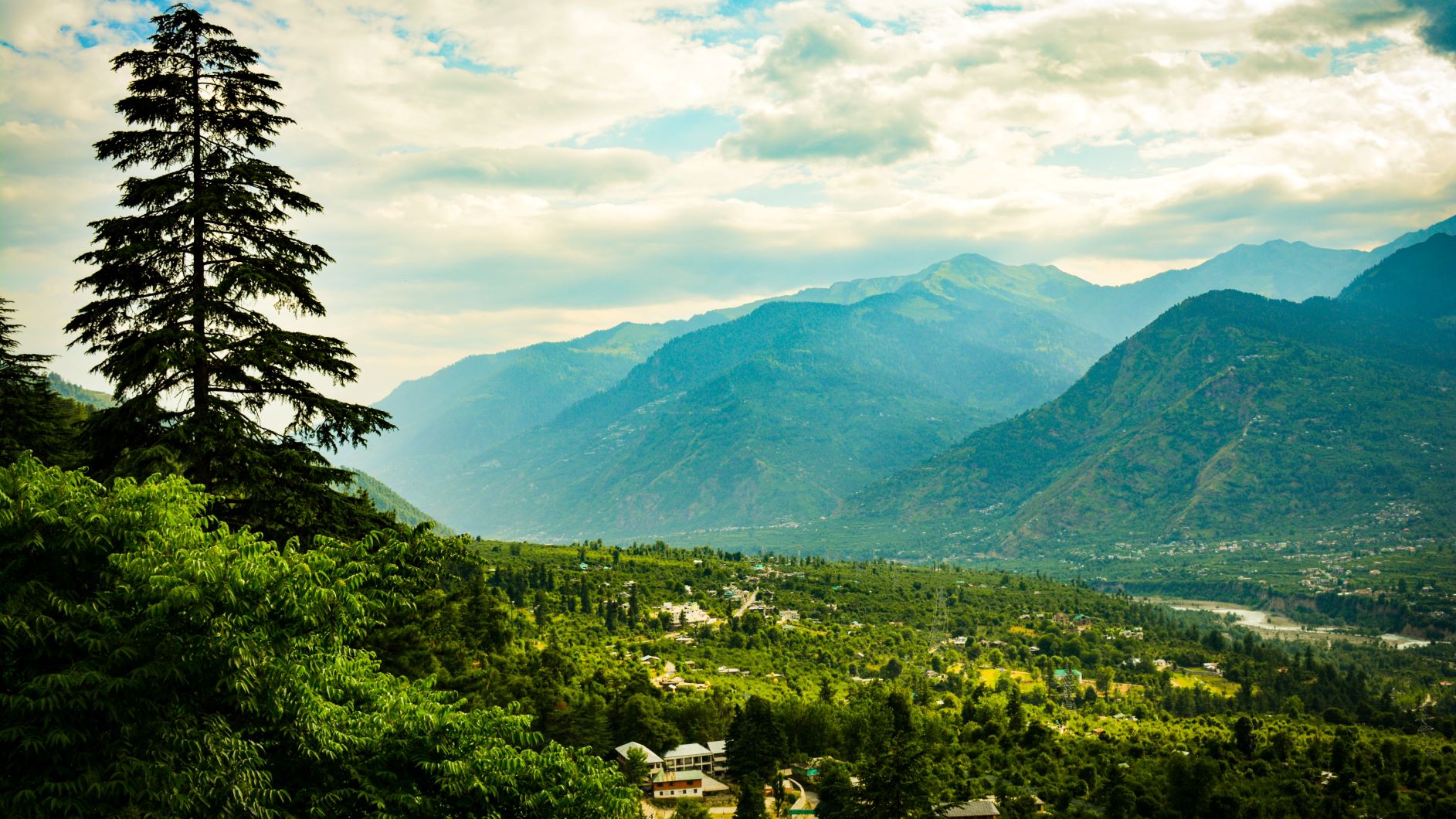 6 Beautiful Hill Stations in India for First-Time Travellers